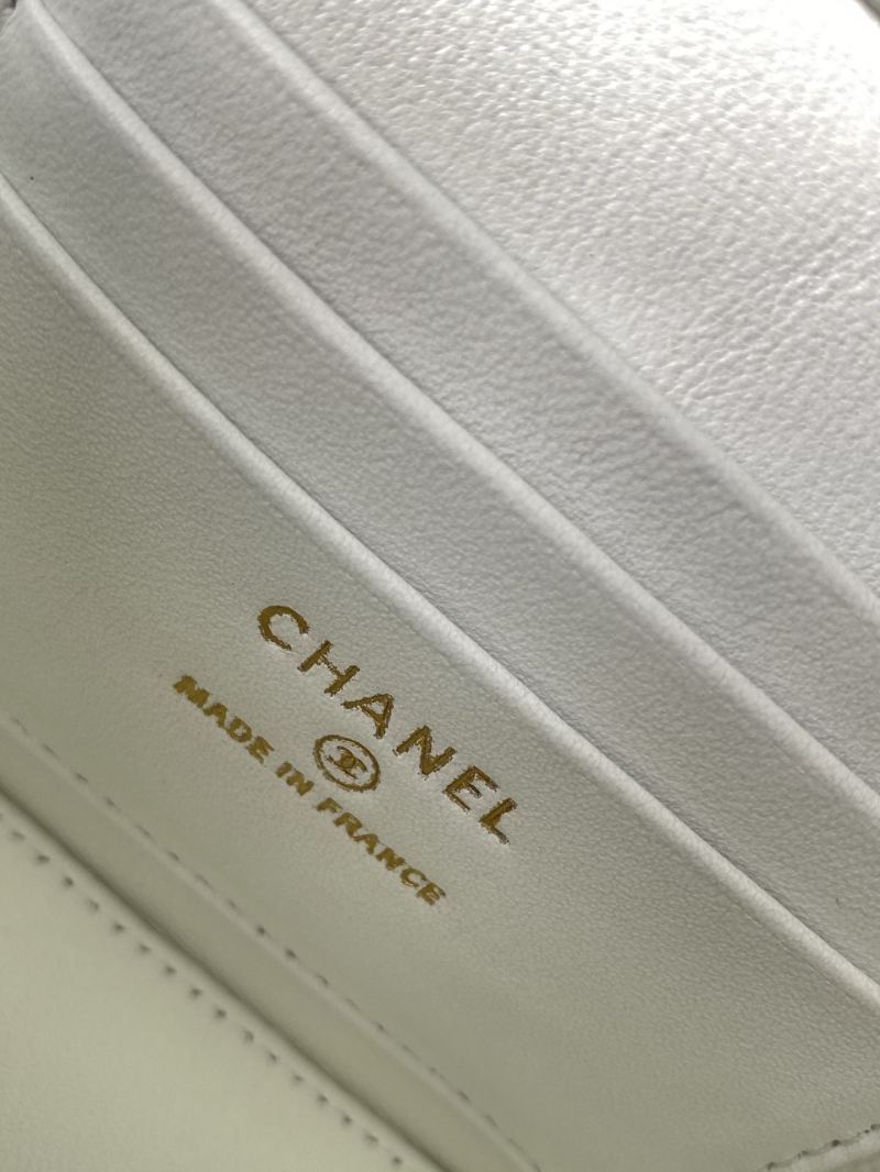 Ch**el cosmetic bags